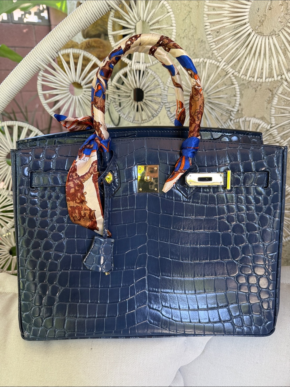 Ainifeel Structured Navy Croc-Embossed Tote with Gold Hardware Size 30